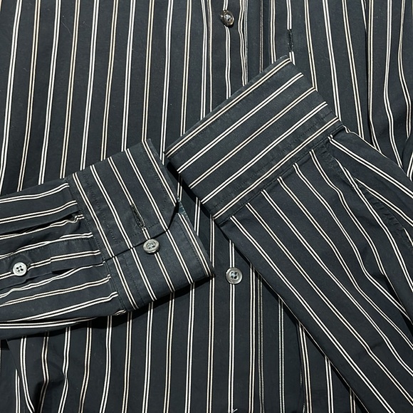 Banana Republic men’s slim fit medium button down - Picture 5 of 7